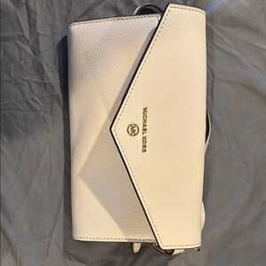 Michael Kors Cream Women's Chain Wallet